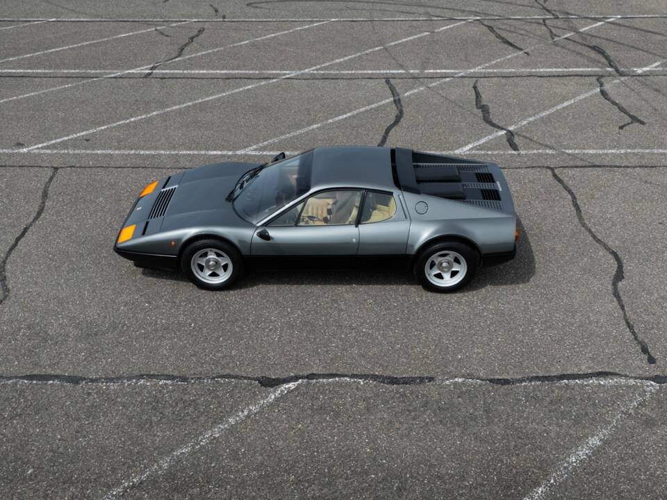 Afbeelding 39/43 van Ferrari 512 BBi (1984)