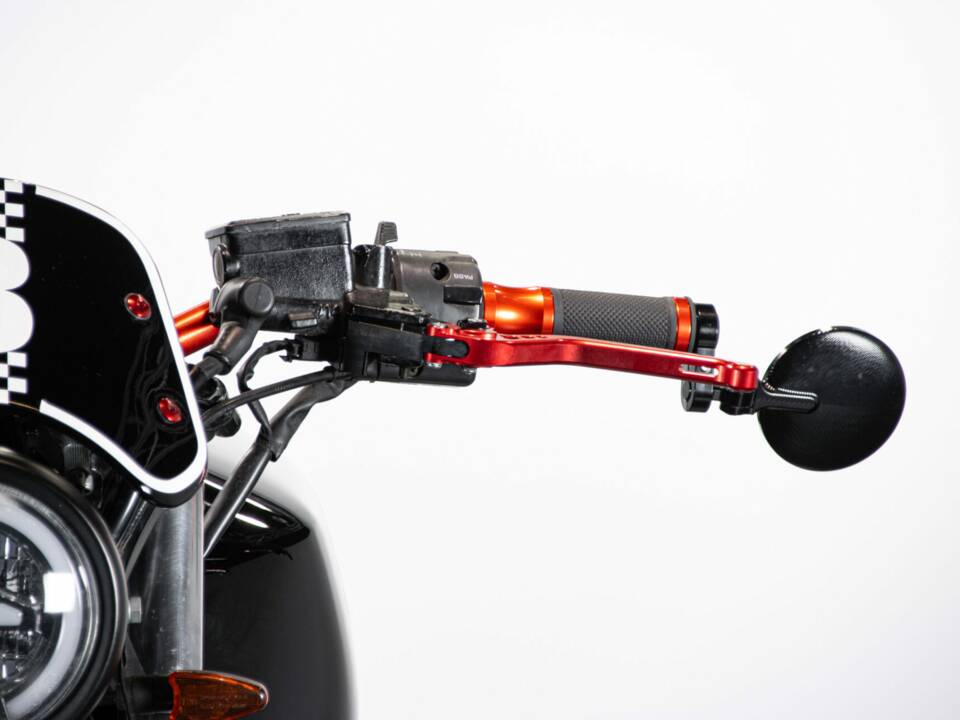 Bild 33/50 von Kawasaki DUMMY (2000)