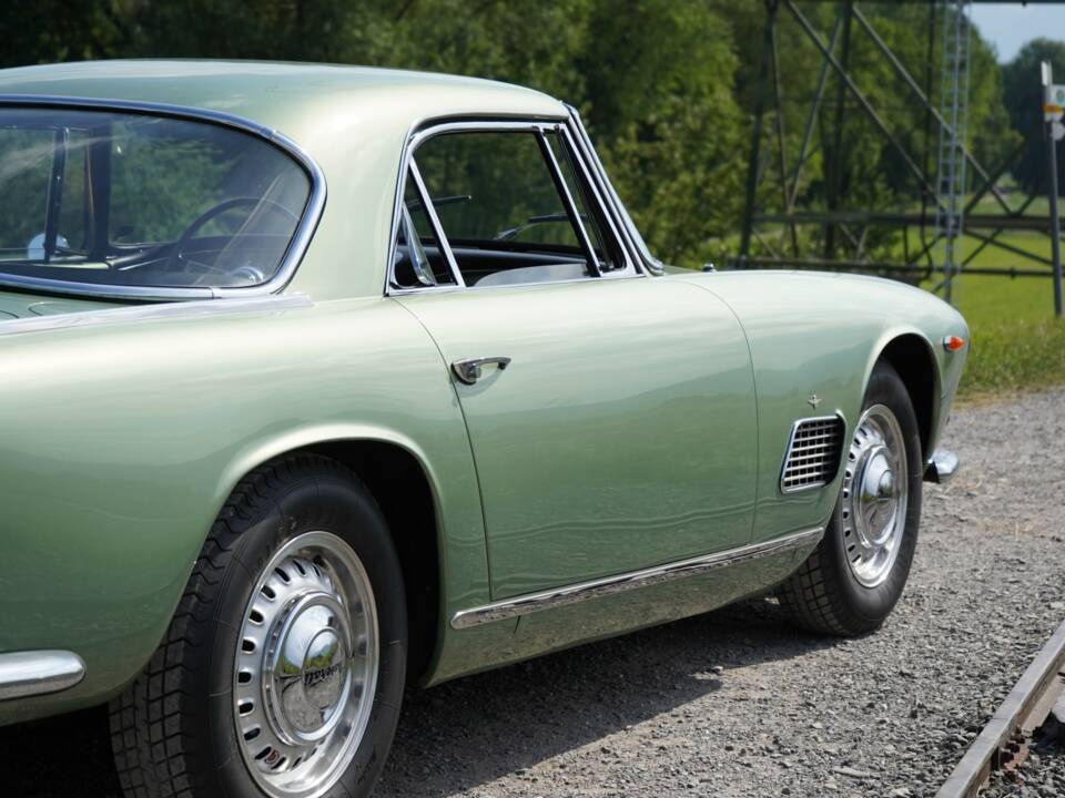 Image 31/75 of Maserati 3500 GT Touring (1961)