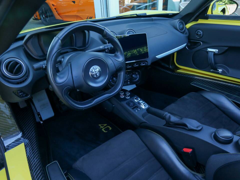 Image 47/50 of Alfa Romeo 4C Spider (2018)