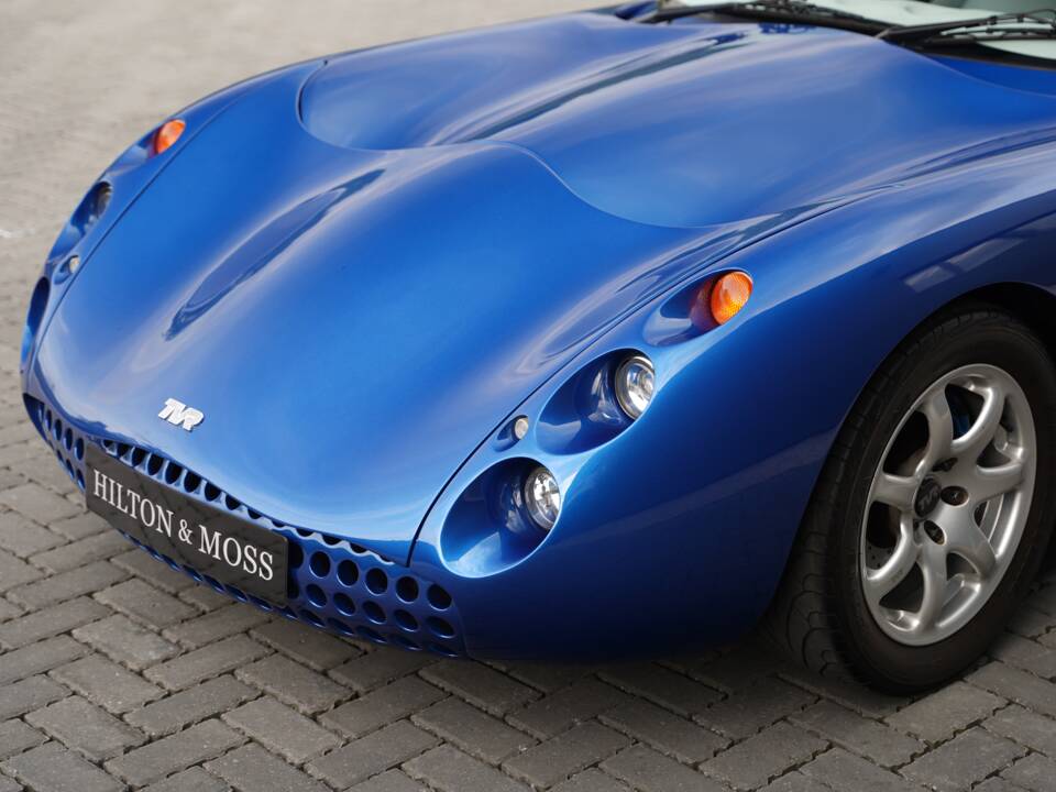 Image 26/50 of TVR Tuscan S (2000)