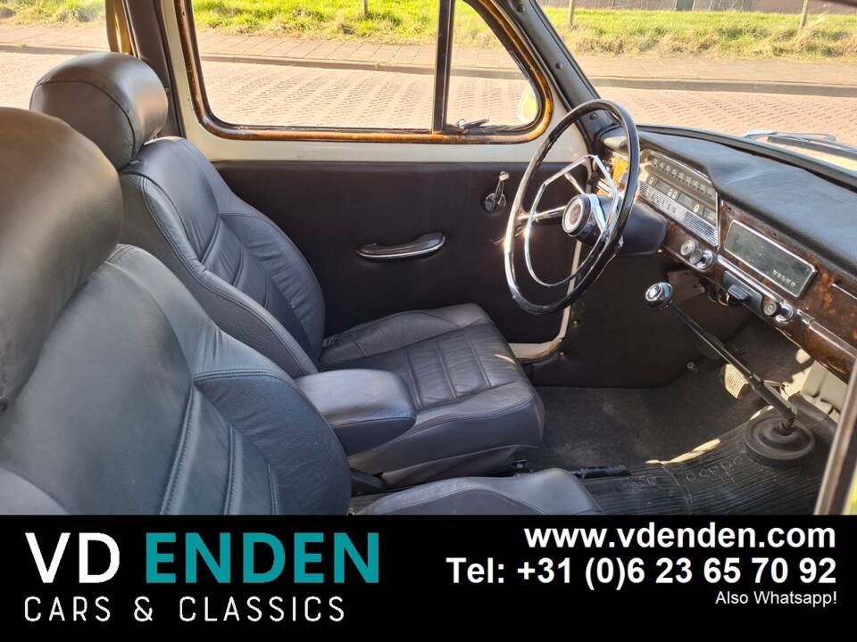 Image 32/41 of Volvo PV 544 Sport (1962)