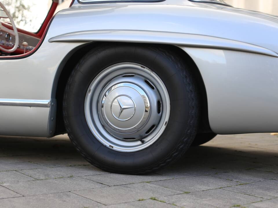 Image 29/37 of Mercedes-Benz 300 SL "Gullwing" (1954)
