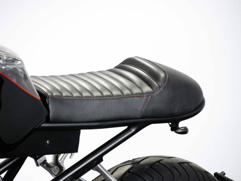 Bild 32/50 von Honda DUMMY (1987)