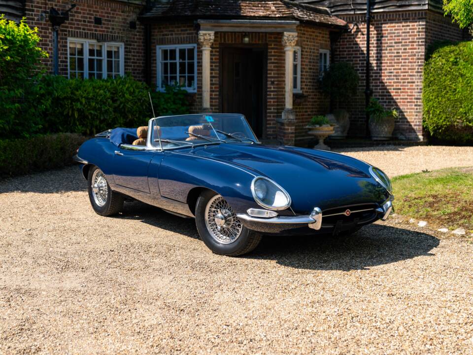 Bild 38/50 von Jaguar XK-E (1967)
