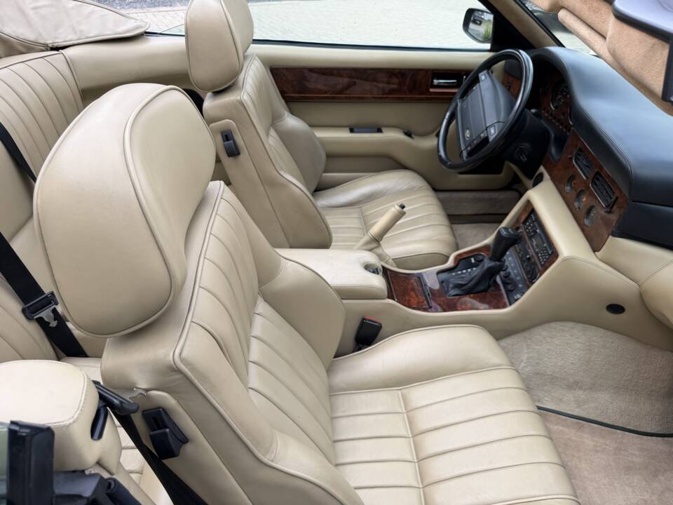 Afbeelding 14/51 van Aston Martin Virage Volante (1993)