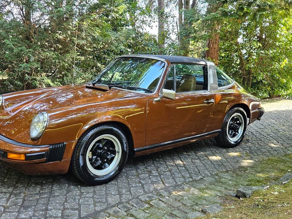 Bild 21/44 von Porsche 911 2.7 (1974)