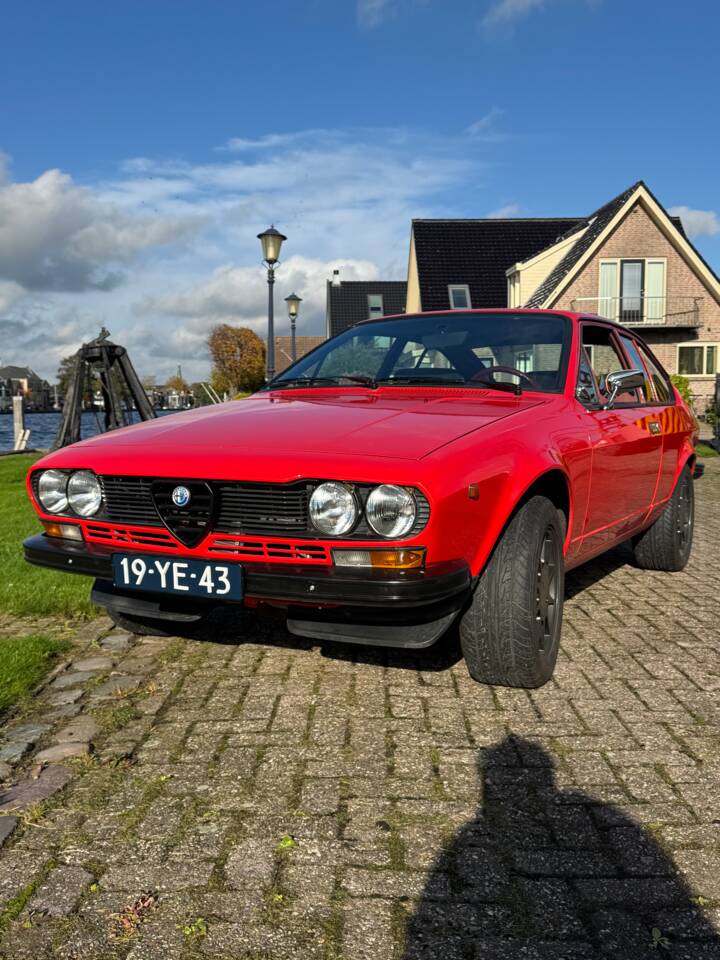 Bild 1/19 von Alfa Romeo Alfetta GTV 2000 (1977)