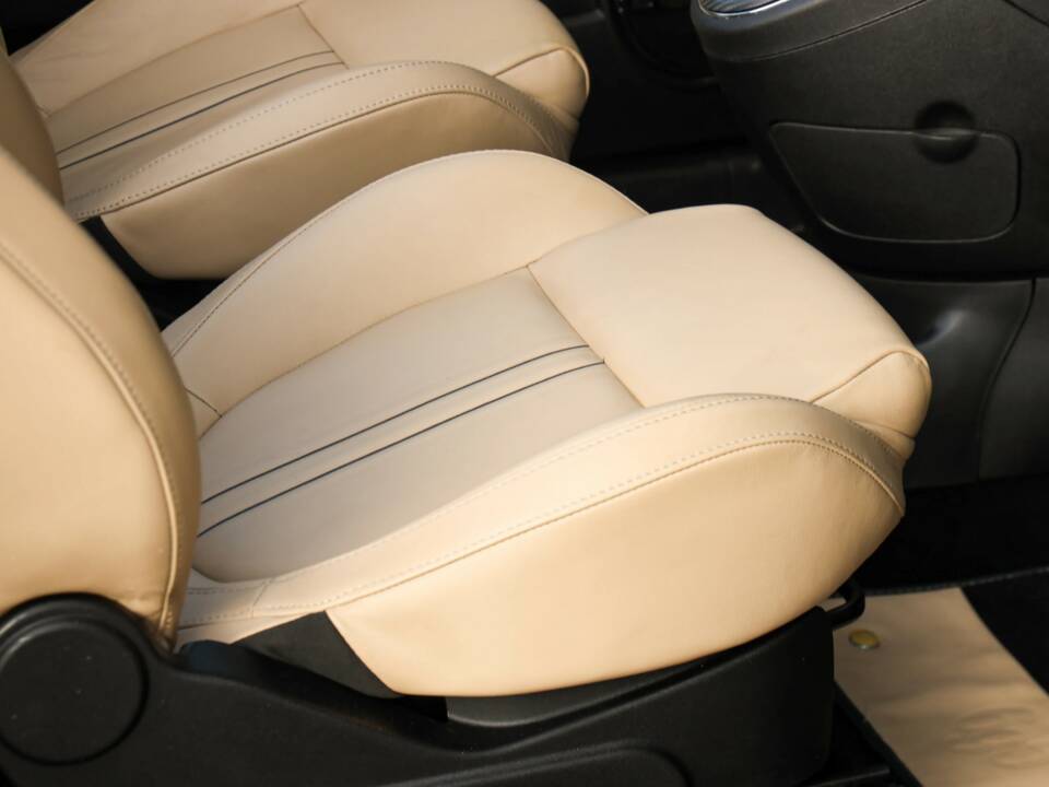 Imagen 50/50 de Abarth 695 "Edizione Maserati" (2013)