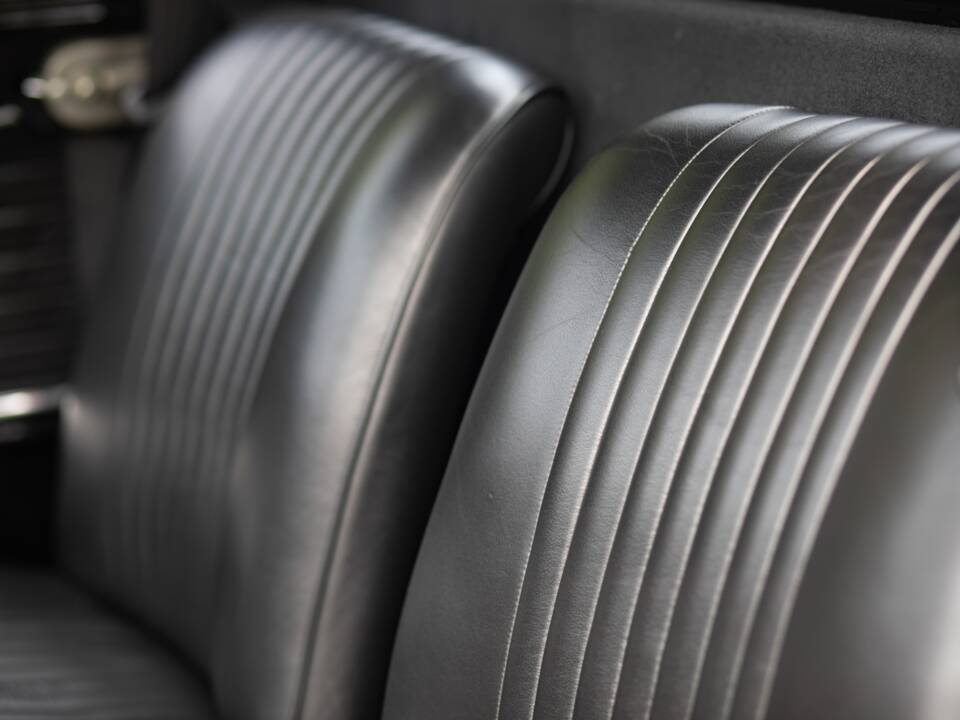 Imagen 9/25 de Mini 1000 (1978)