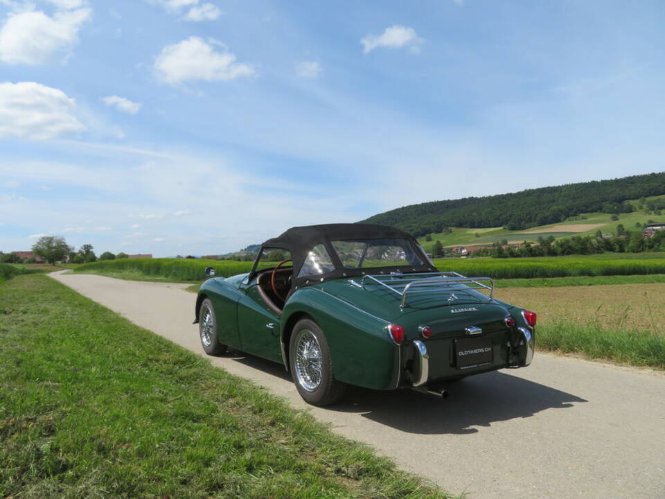 Image 6/18 of Triumph TR 3A (1961)