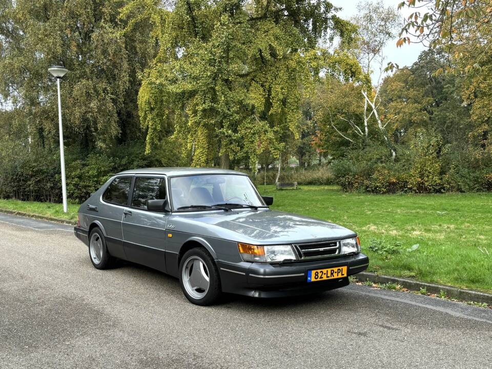 Image 12/16 of Saab 900 Turbo 16V (1992)