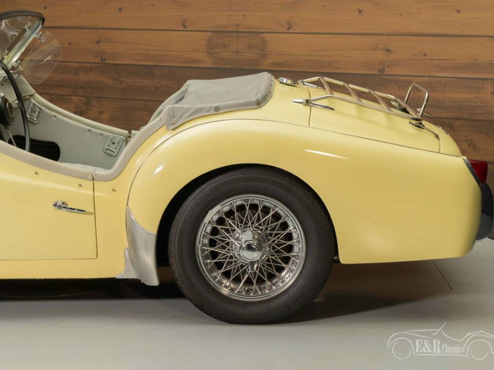 Image 8/8 of Triumph TR 3A (1959)