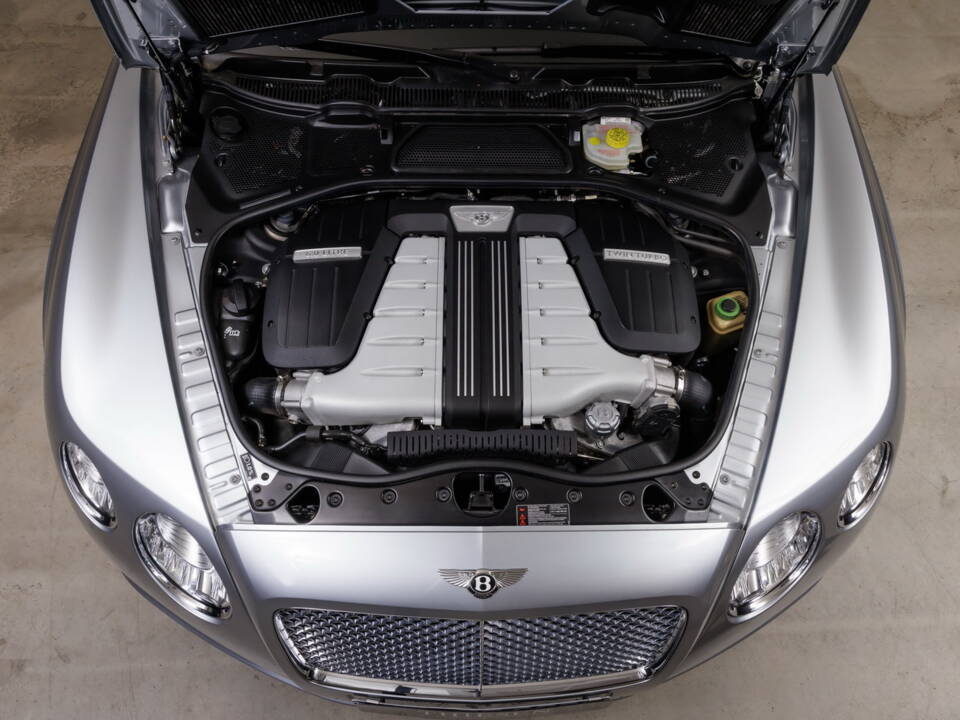 Imagen 41/41 de Bentley Continental GTC W12 (2014)