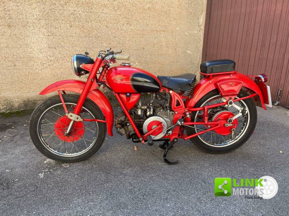 Imagen 2/10 de Moto Guzzi DUMMY (1978)