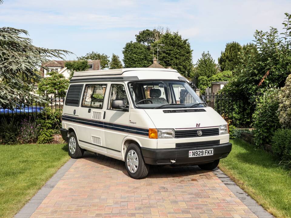 Image 29/37 of Volkswagen T4 California 2.0 (1996)