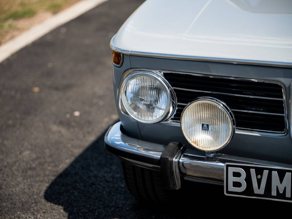 Bild 24/50 von BMW 2002 (1971)