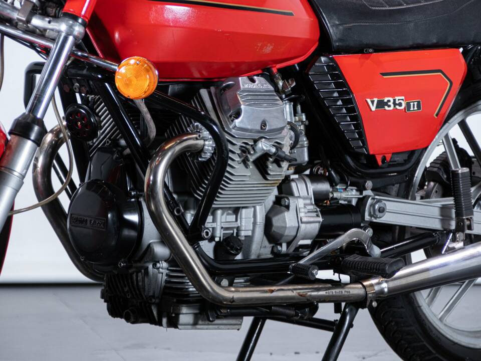 Immagine 29/50 di Moto Guzzi DUMMY (1981)