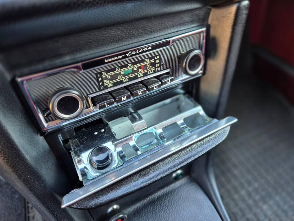 Bild 7/19 von Mercedes-Benz 240 D (1975)