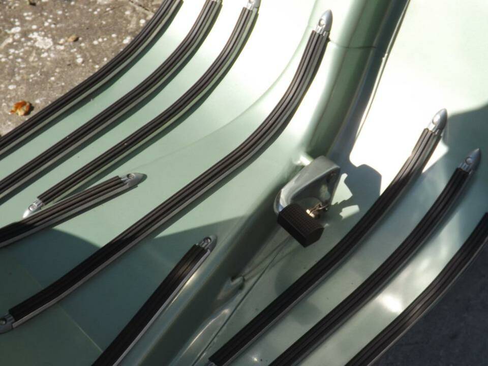 Immagine 39/44 di Piaggio Vespa 125 (1951)