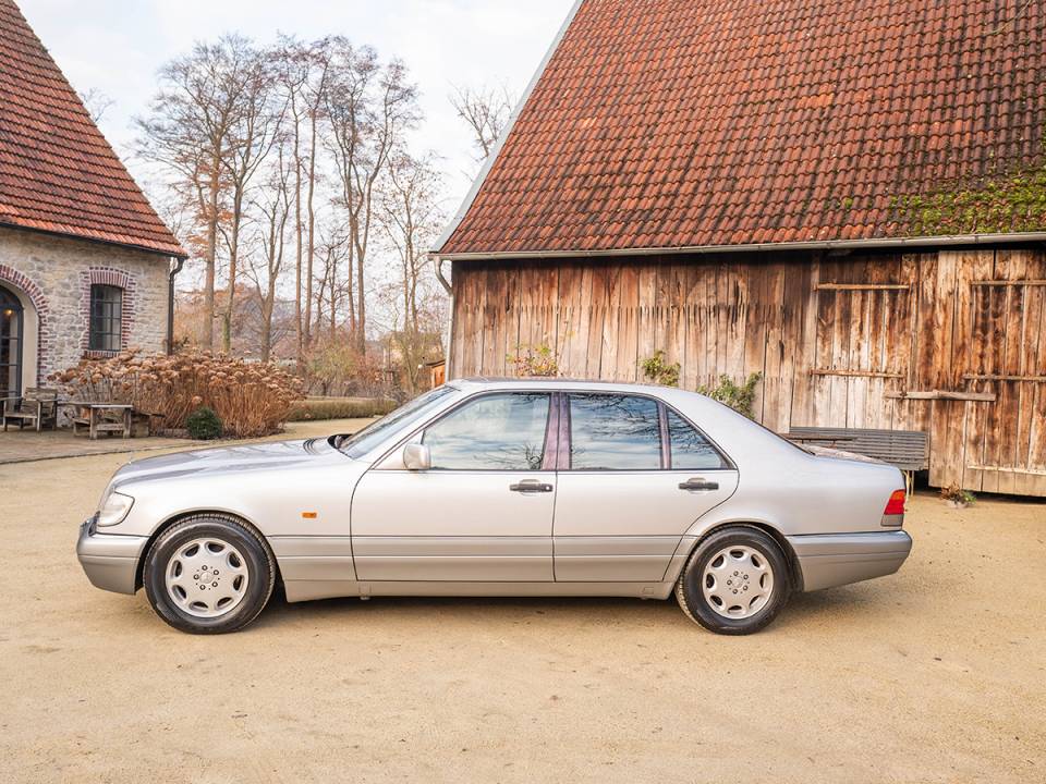 Bild 4/45 von Mercedes-Benz S 500 (1995)