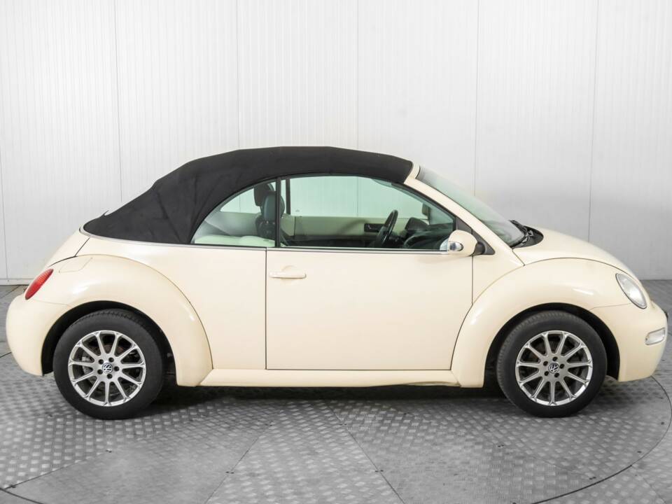 Imagen 43/48 de Volkswagen New Beetle 1.6 (2004)
