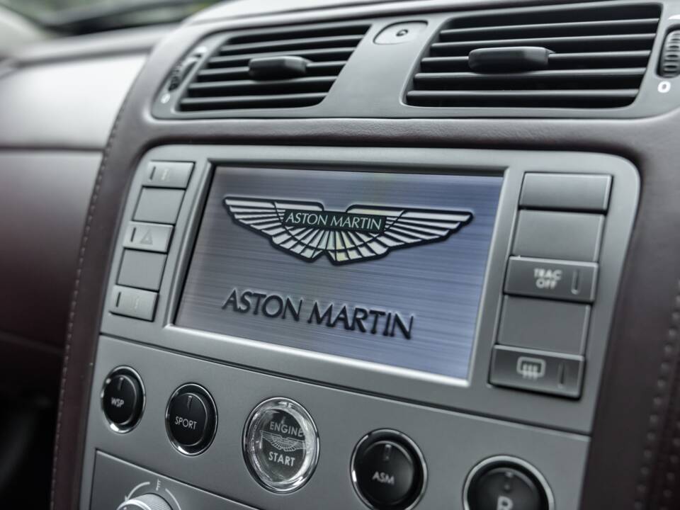 Bild 39/49 von Aston Martin V12 Vanquish S (2007)