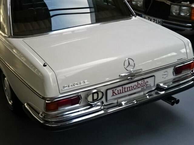 Image 5/34 of Mercedes-Benz 280 SE (1971)