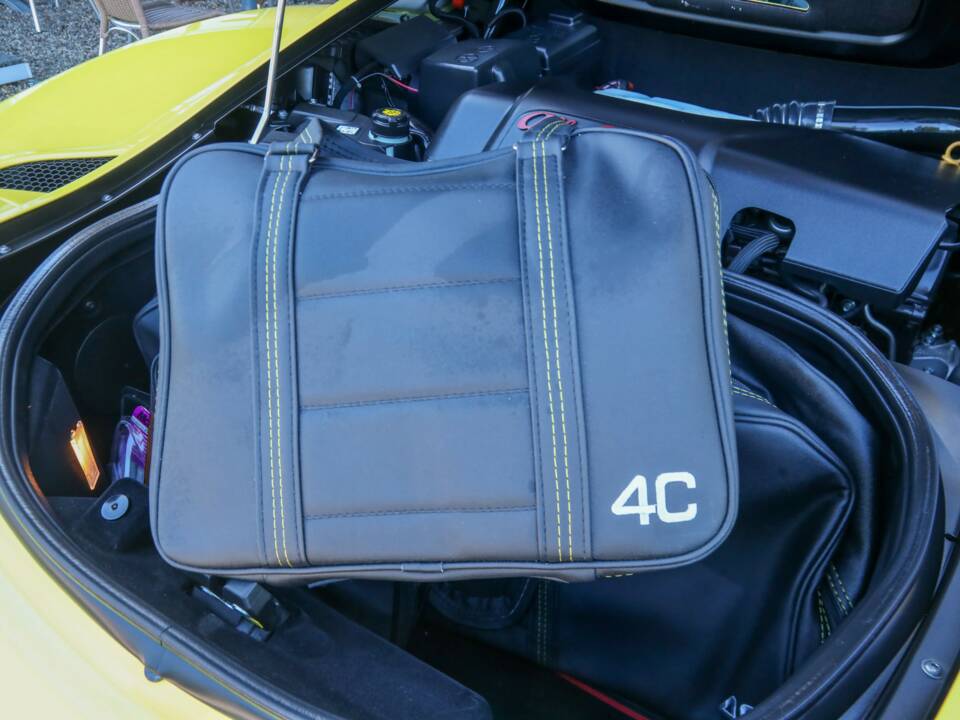 Image 13/50 of Alfa Romeo 4C Spider (2018)
