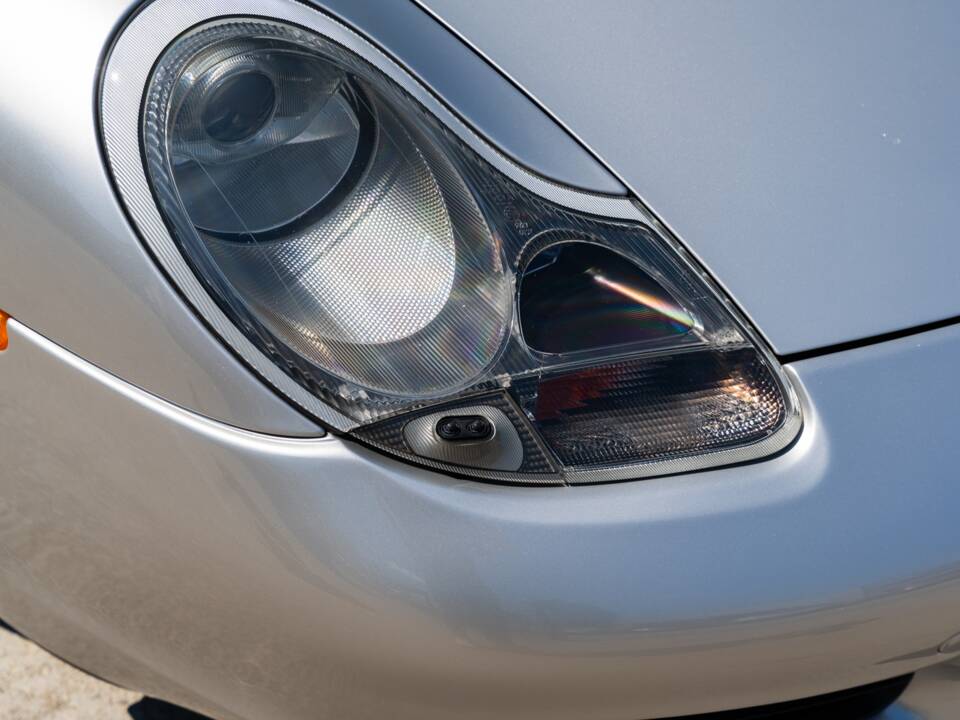 Image 8/73 of Porsche Boxster (2001)