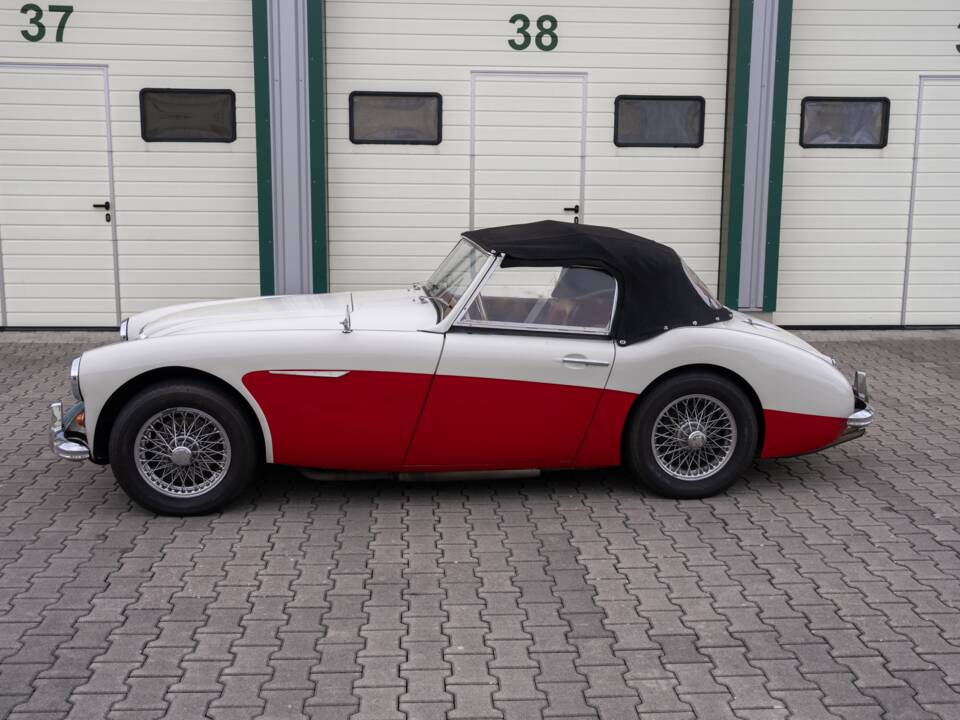 Image 65/72 de Austin-Healey 3000 Mk II (BJ7) (1962)