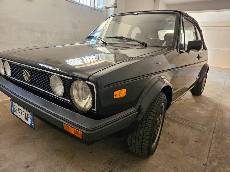 Image 14/128 of Volkswagen Golf Mk I Convertible 1.1 (1981)