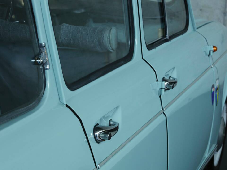 Bild 50/50 von Renault R 4 (1963)