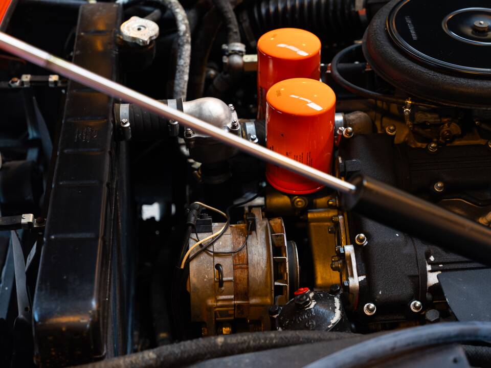 Image 70/74 of Ferrari 365 GTB/4 Daytona (1971)