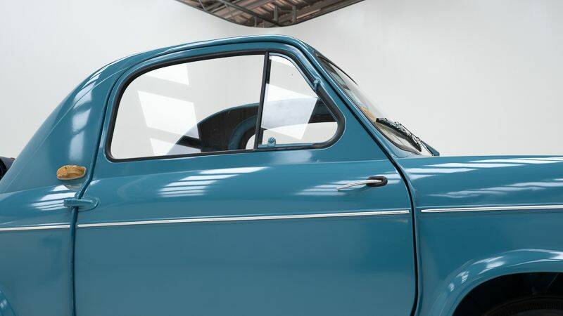 Bild 14/15 von Piaggio ACMA Vespa 400 (1958)