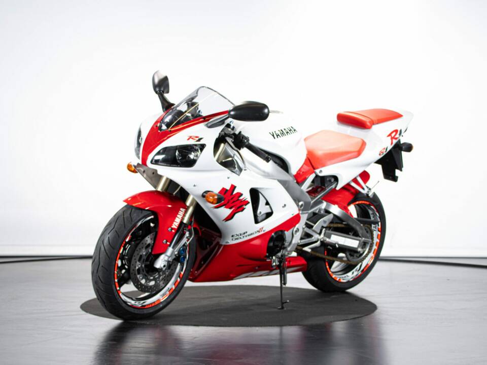 Bild 8/50 von Yamaha YZF 1000 R1 (1998)