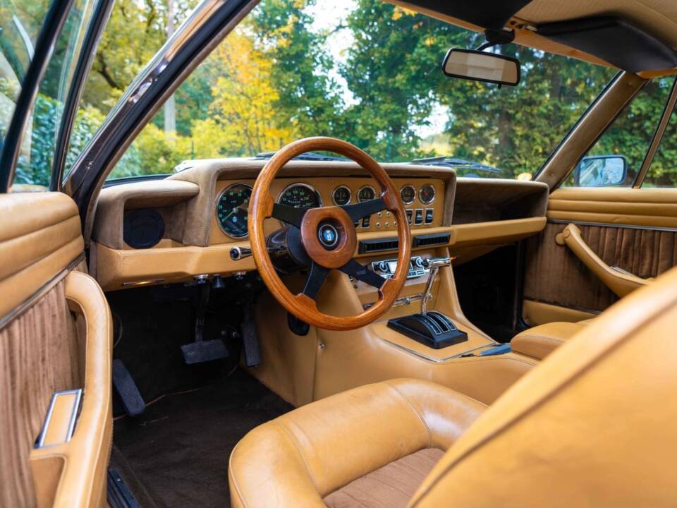 Imagen 9/18 de De Tomaso Longchamp (1977)