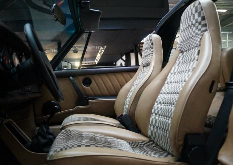 Image 47/50 of Porsche 911 SC 3.0 (1980)