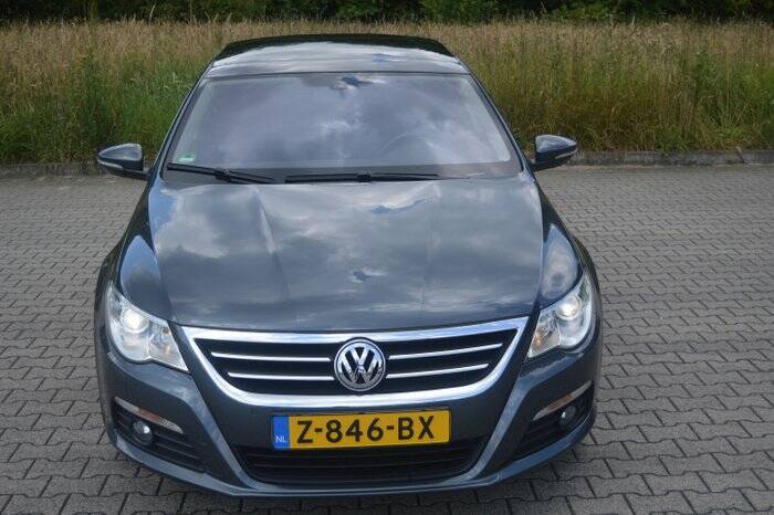 Immagine 6/7 di Volkswagen Passat CC 3.6 V6 (2008)