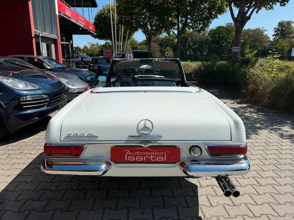 Image 5/42 of Mercedes-Benz 280 SL (1968)