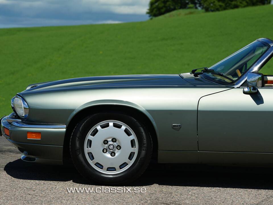 Afbeelding 6/22 van Jaguar XJS 4.0 Celebration (1996)