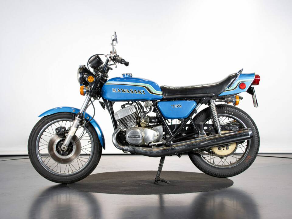 Bild 1/48 von Kawasaki 750 H2 Mach IV (1972)