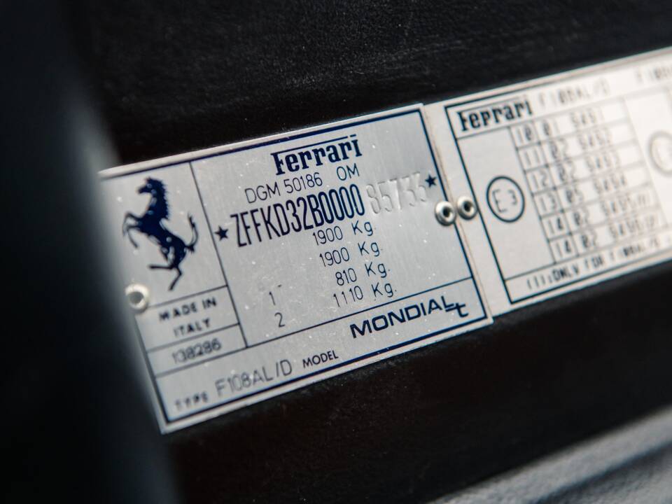 Immagine 36/42 di Ferrari Mondial T (1990)