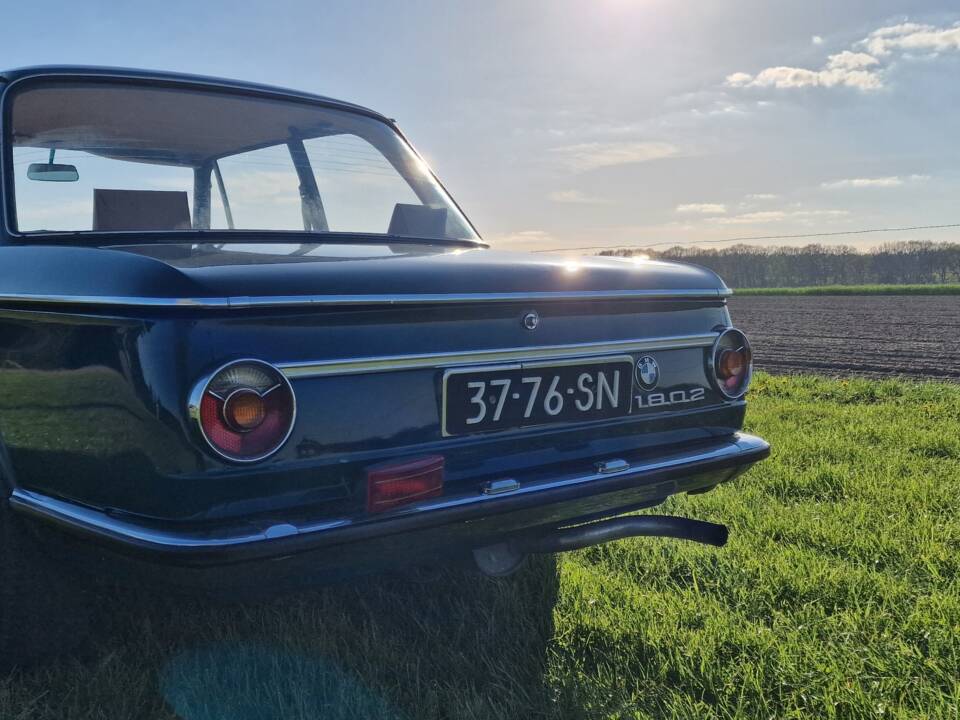 Imagen 11/25 de BMW 1802 (1972)