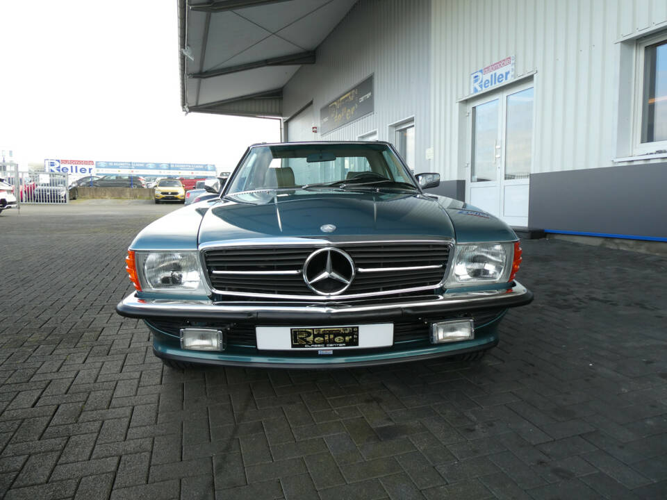 Image 2/30 de Mercedes-Benz 560 SL (1986)