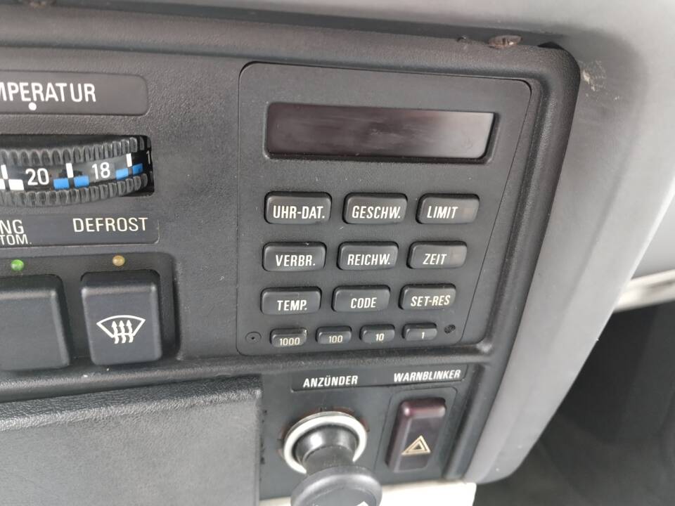 Bild 70/113 von BMW 735i (1986)