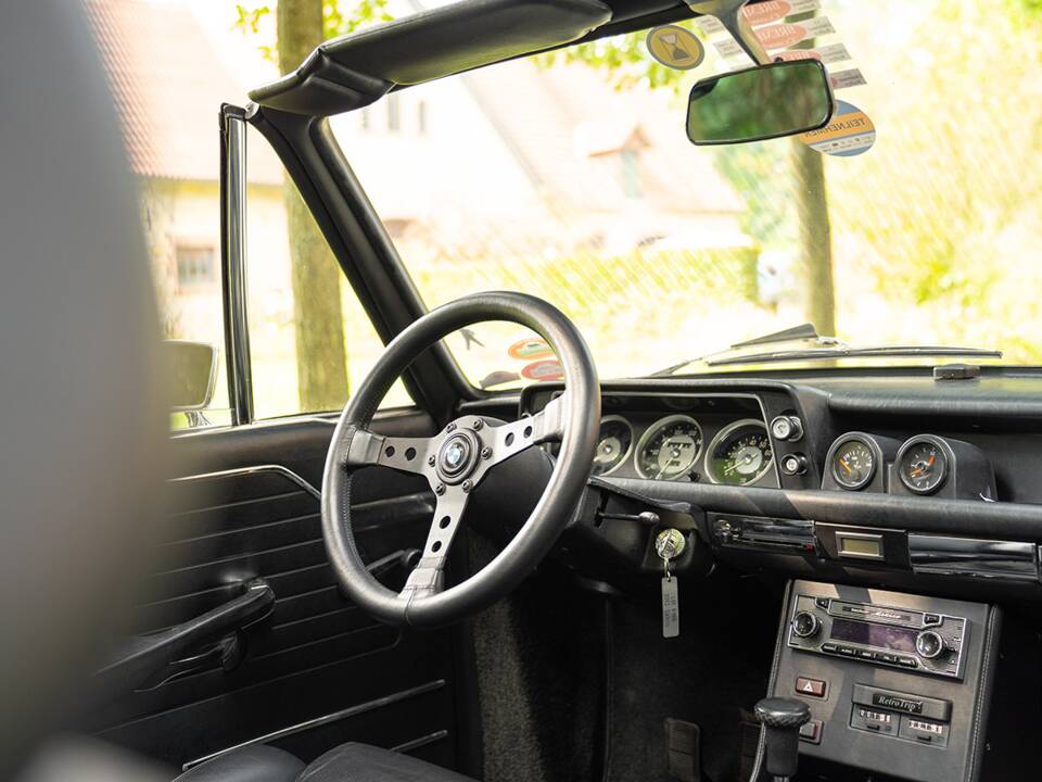 Immagine 36/76 di BMW 2000 (1971)