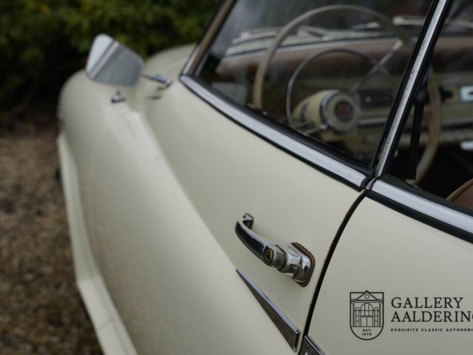 Immagine 42/50 di Borgward Isabella Coupe (1957)