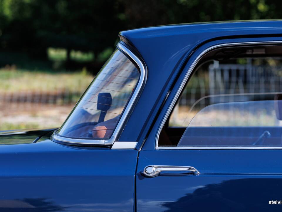 Bild 23/43 von Alfa Romeo Giulia Super 1.6 (1973)