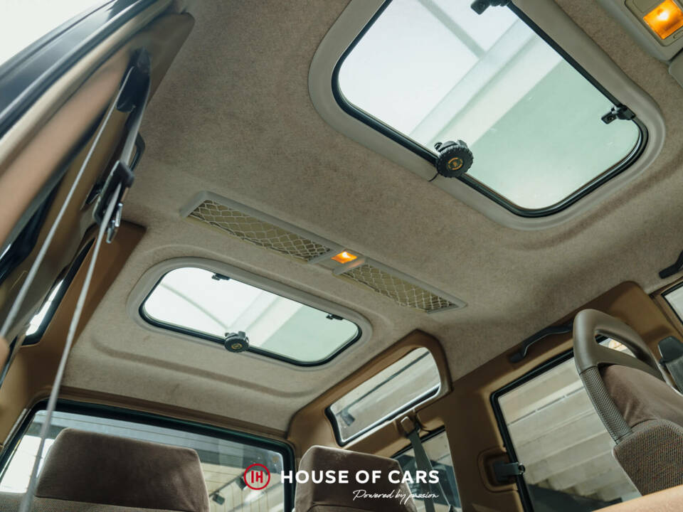 Image 15/25 of Land Rover Discovery (1991)